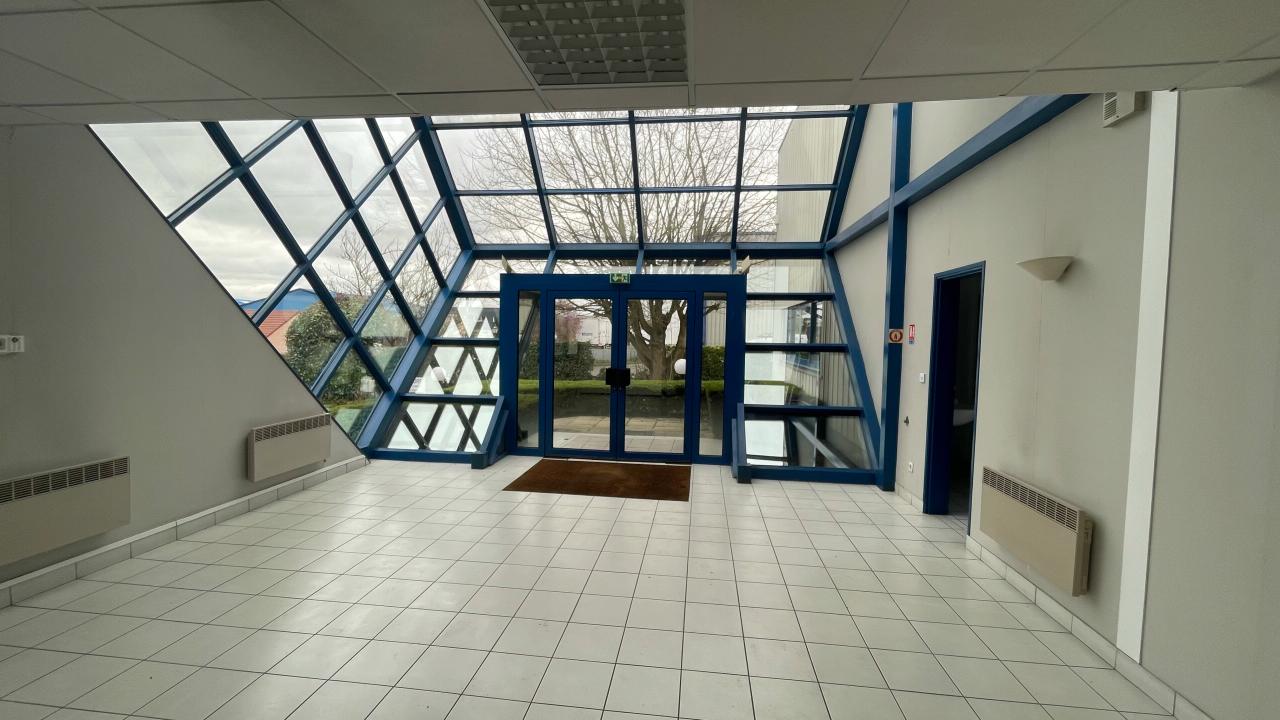 Local d'activité Saint-Germain-de-la-Grange 1950m² Vente local d'activité Saint-Germain-de-la-Grange Yvelines OVACT2533045 12